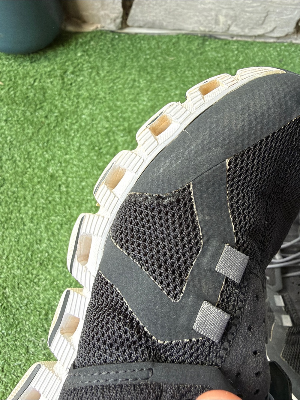 On Cloud 5 Black Lace Up Women’s Sneakers - Picture 11 of 11